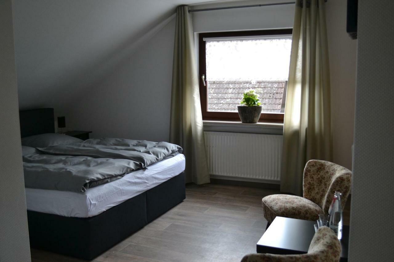 Pension Zum Wilhelm Germerode Exteriör bild